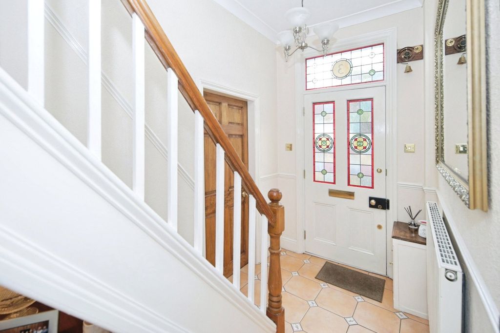 Property photo 3 of 27 Picture No. 06