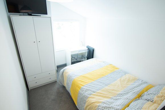 Property photo 3 of 8 Img_0010.Jpg