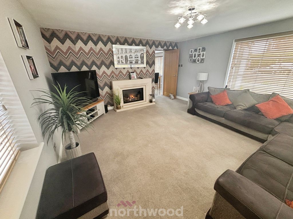 Property photo 3 of 23