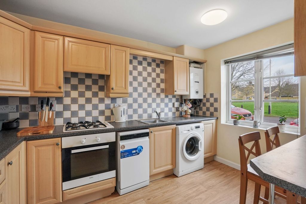 Property photo 2 of 13 Kitchen