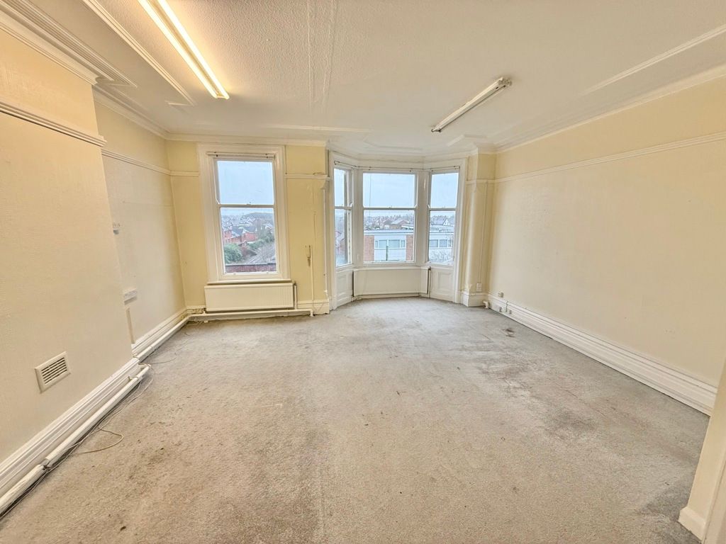 Property photo 3 of 9 Photo 3