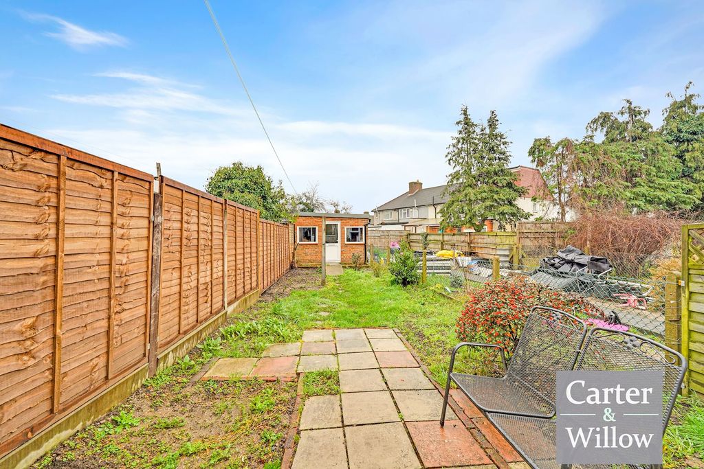 Property photo 3 of 11