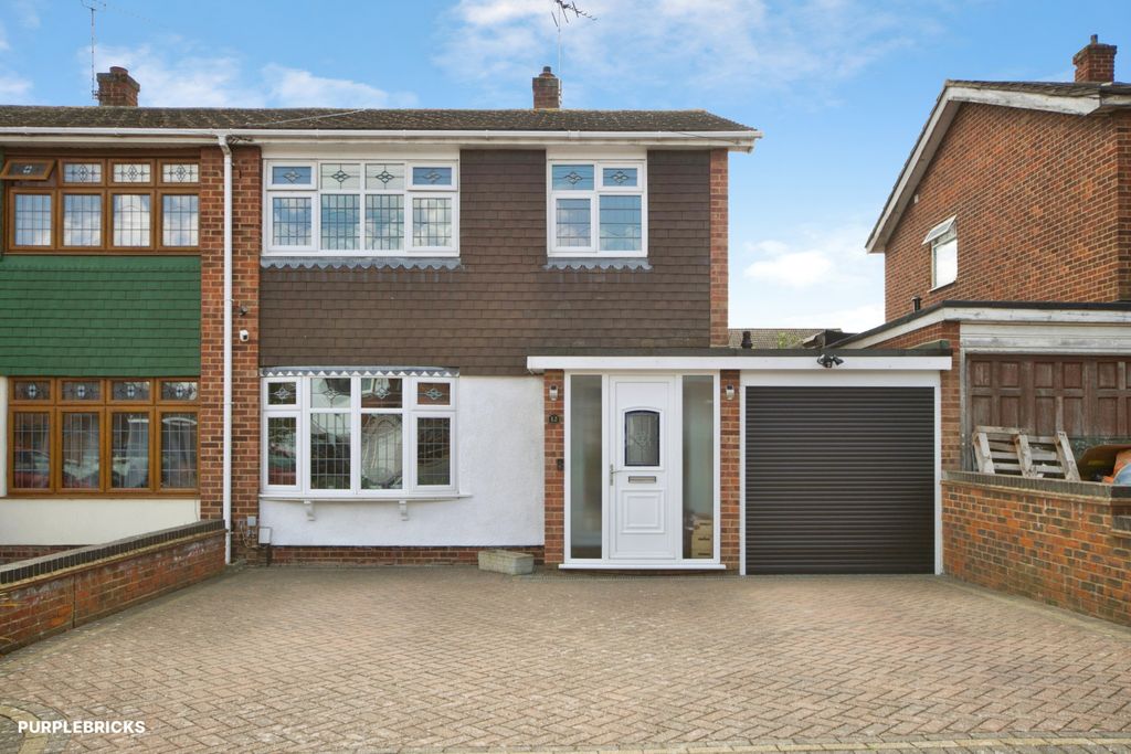 Property photo 1 of 27