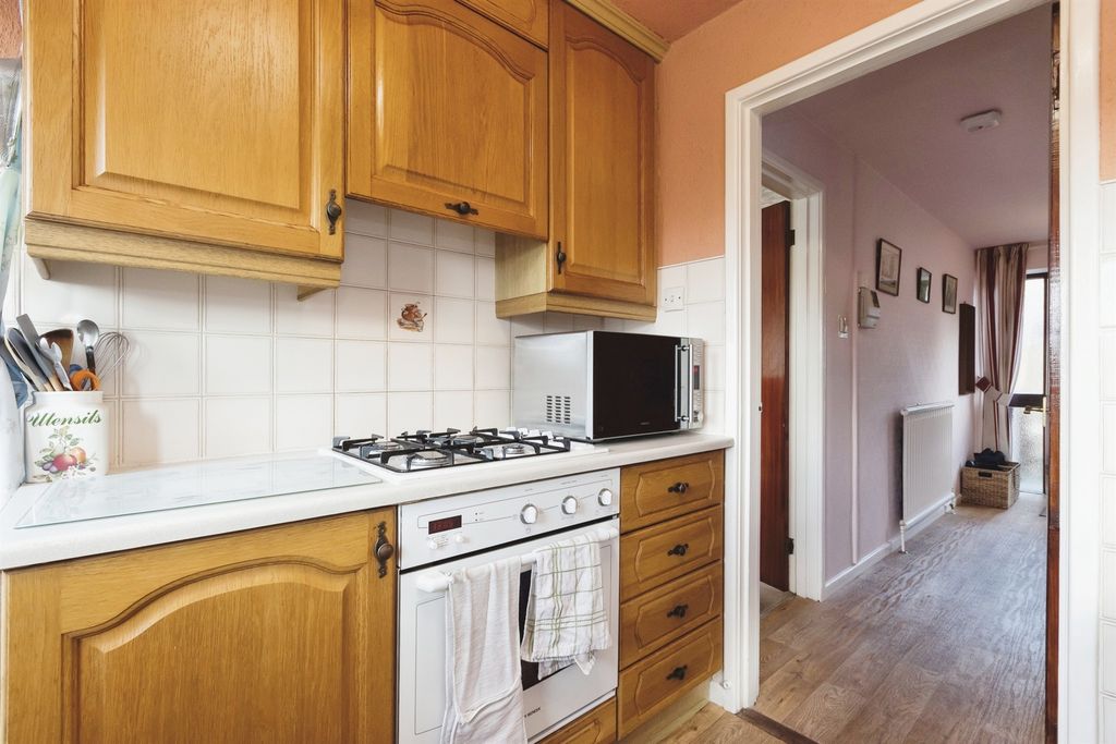 Property photo 2 of 15