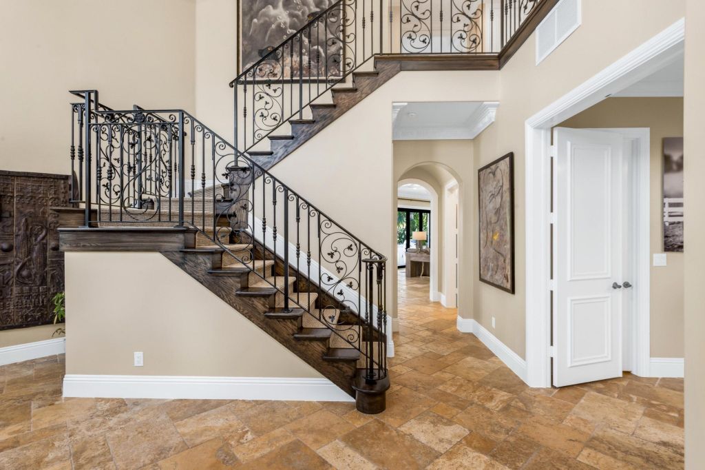 Property photo 3 of 10 <Alttext/>