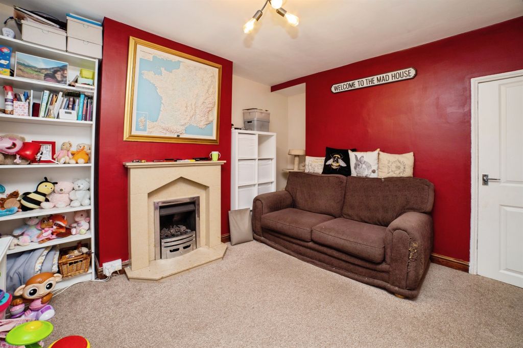 Property photo 2 of 19