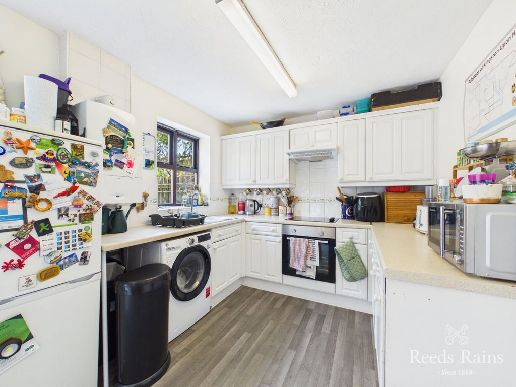 Property photo 3 of 15 Kitchen/Dining Room