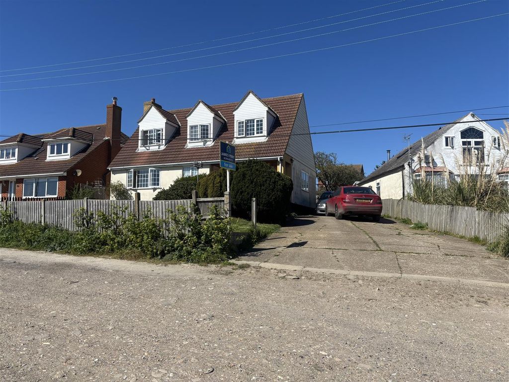 Property photo 2 of 22 Exterior