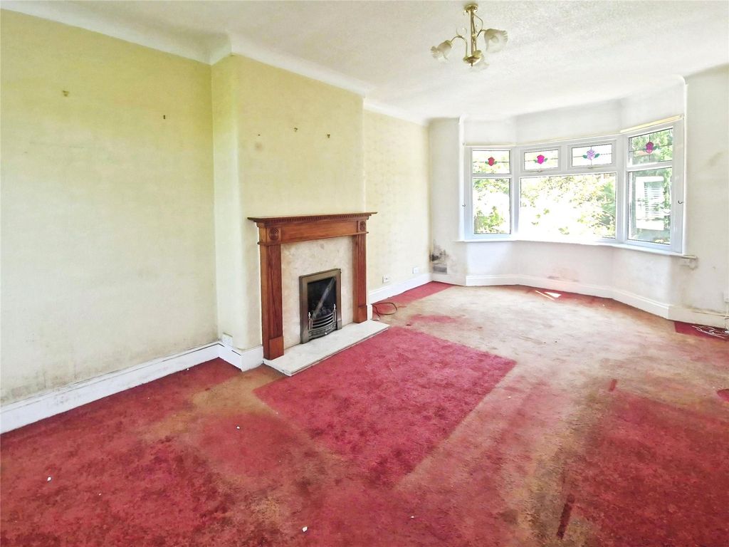 Property photo 2 of 22 Picture No. 14