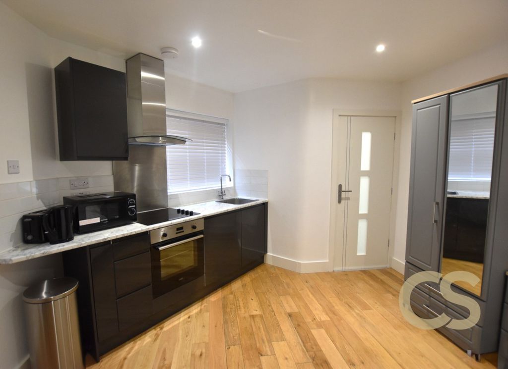 Property photo 2 of 8 2861292