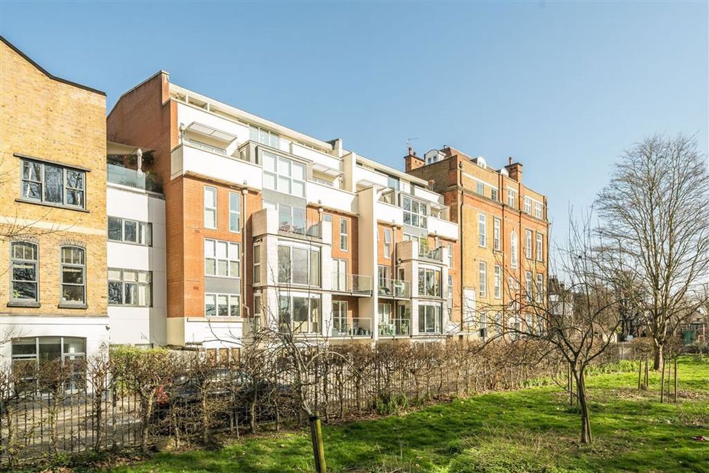 Property photo 1 of 20