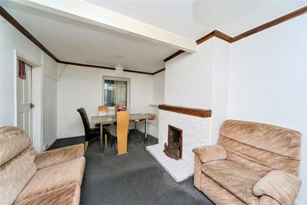 Property photo 2 of 23 Picture No. 09