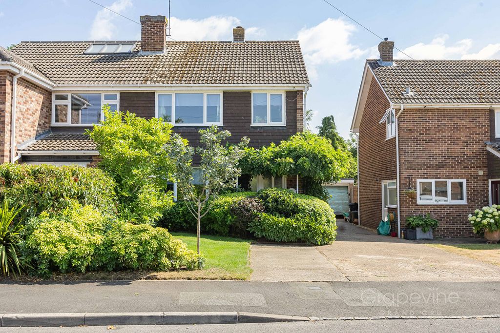 Property photo 2 of 39