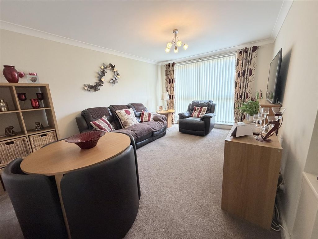 Property photo 2 of 13 Img_0663.Jpeg