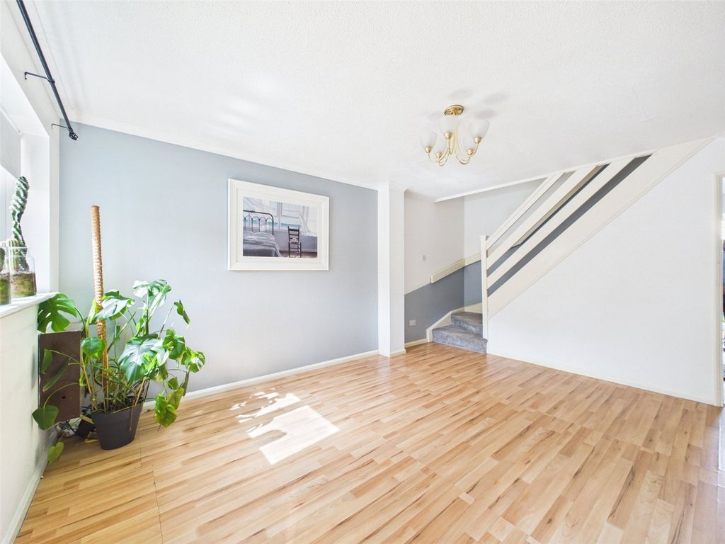Property photo 2 of 10 Picture No. 11