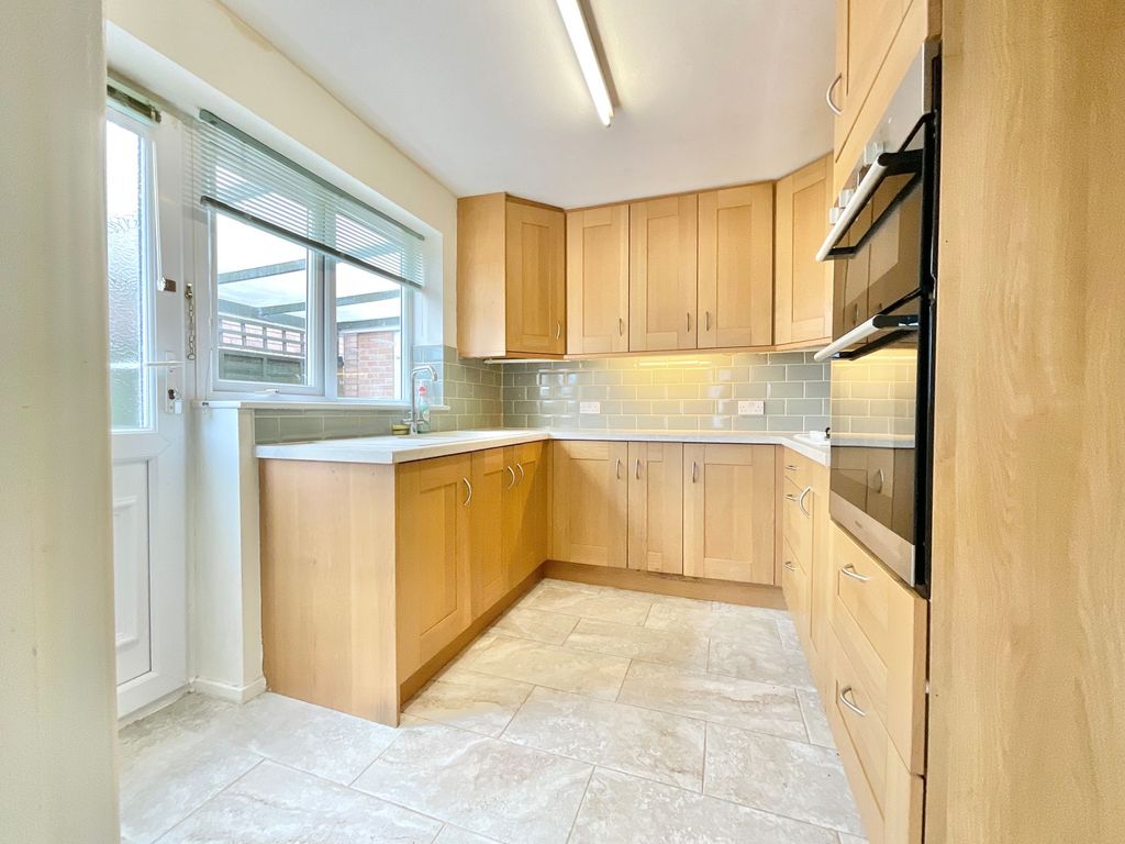 Property photo 3 of 26