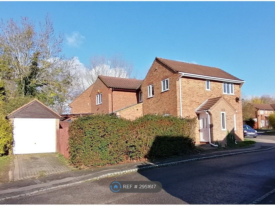 Property photo 2 of 14