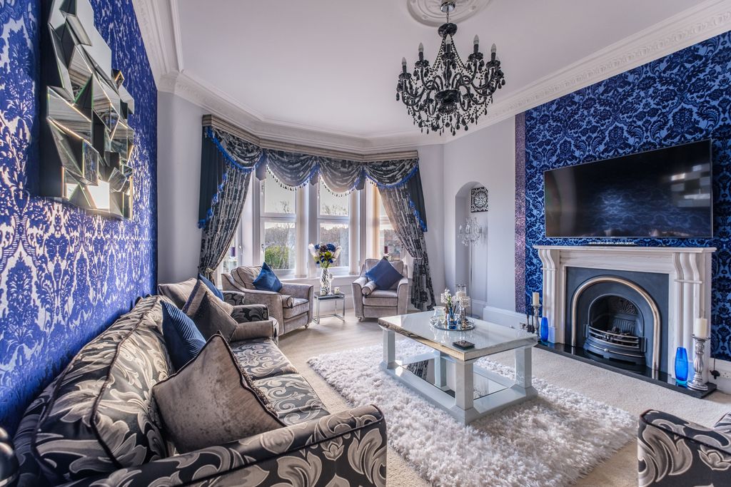 Property photo 3 of 31