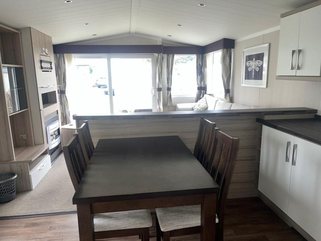 Property photo 2 of 6 Moselle Open Plan Area .Jpg