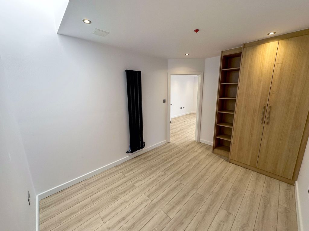 Property photo 2 of 6 Photo 3