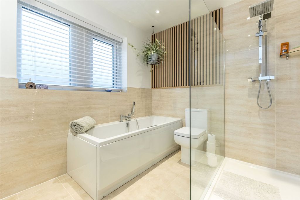 Additional image 20 of 5 bed detached house for saleBallroyd Lane, Longwood, Huddersfield HD3