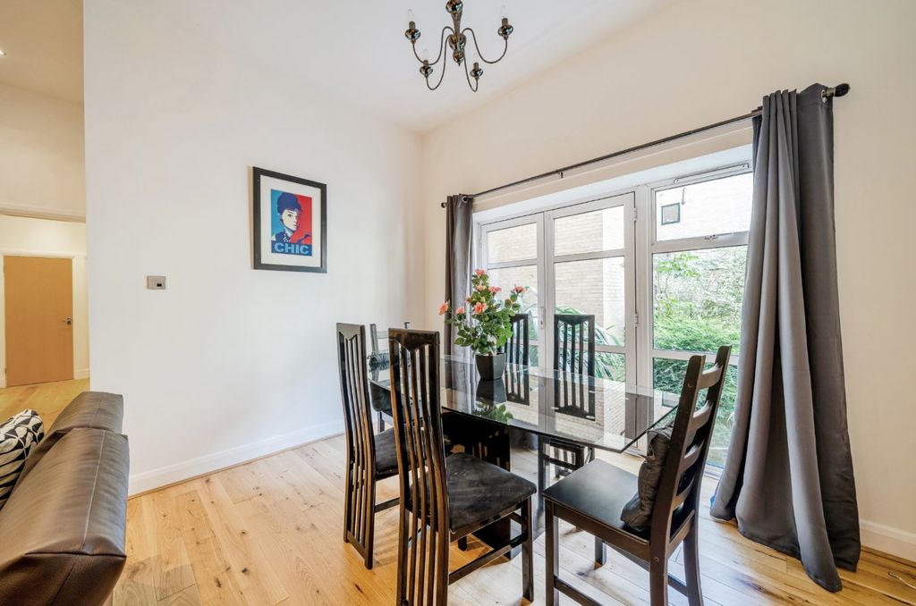 Property photo 2 of 13 Picture No. 03