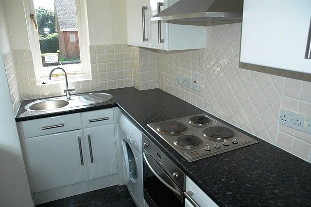 Property photo 2 of 4 Kitchen