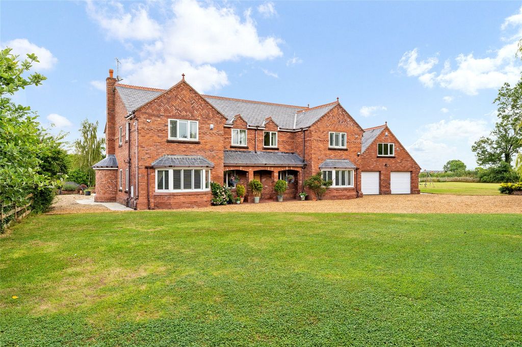 Property photo 2 of 21 Wavertree Farm