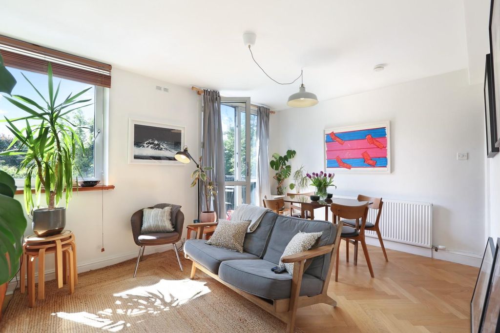 Property photo 2 of 12 Ach_3497.Jpg