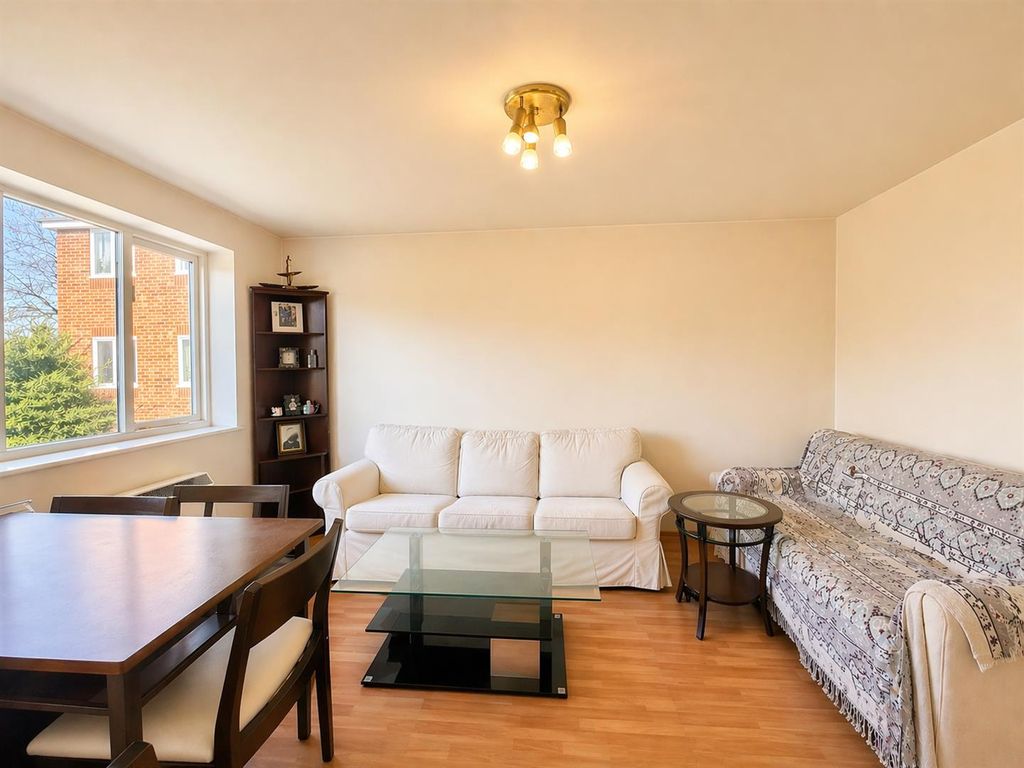 Property photo 3 of 7 Reception Room