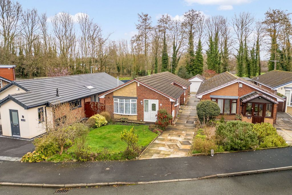 Property photo 1 of 26