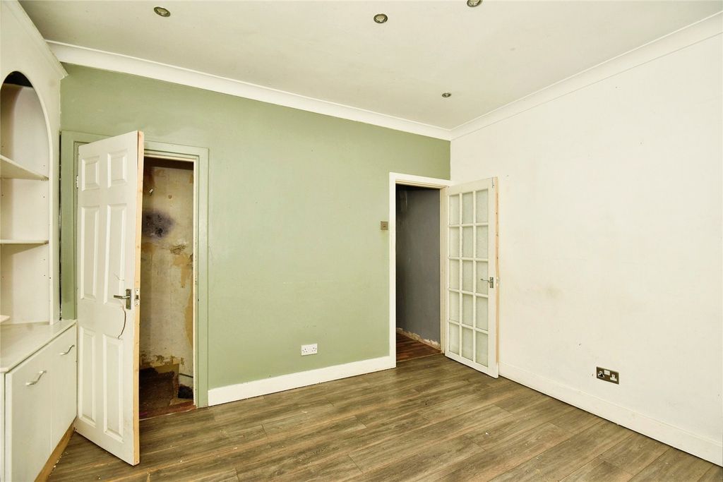 Property photo 3 of 7 Picture No. 03