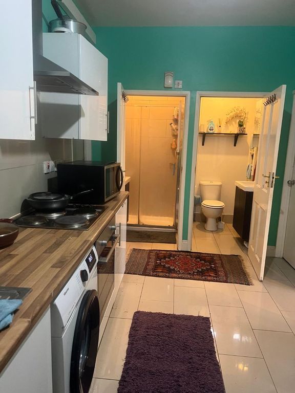 Property photo 3 of 9