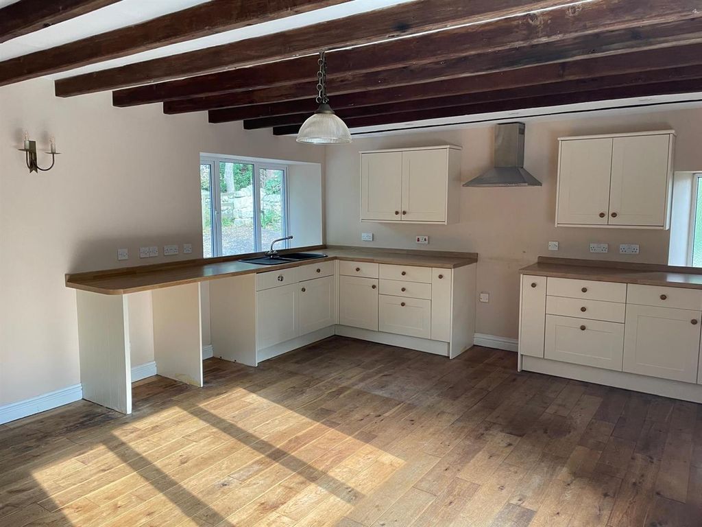 Property photo 2 of 22 414B679F-61Cb-4Bb7-Ae6E-F23Fe7A75E0E.Jpeg