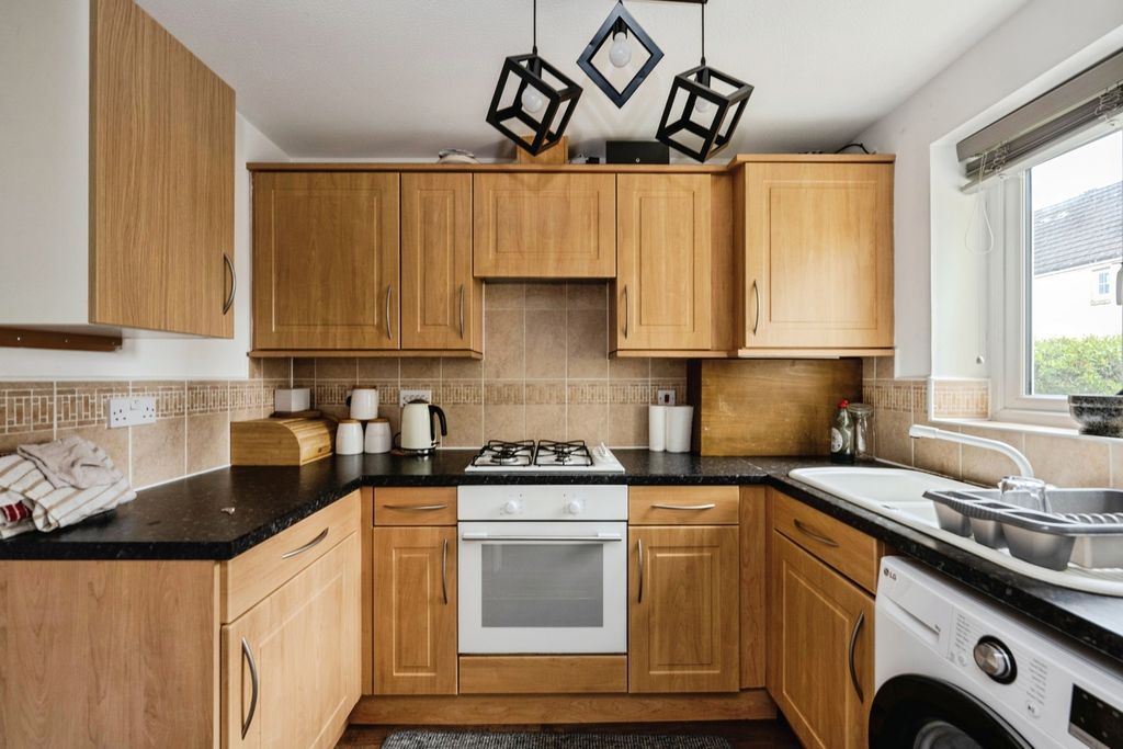 Property photo 3 of 18 Pbox-Img.Jpg