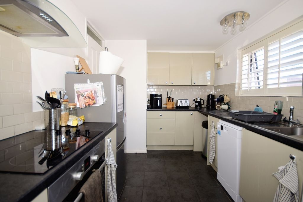 Property photo 3 of 10 Dsc_0212