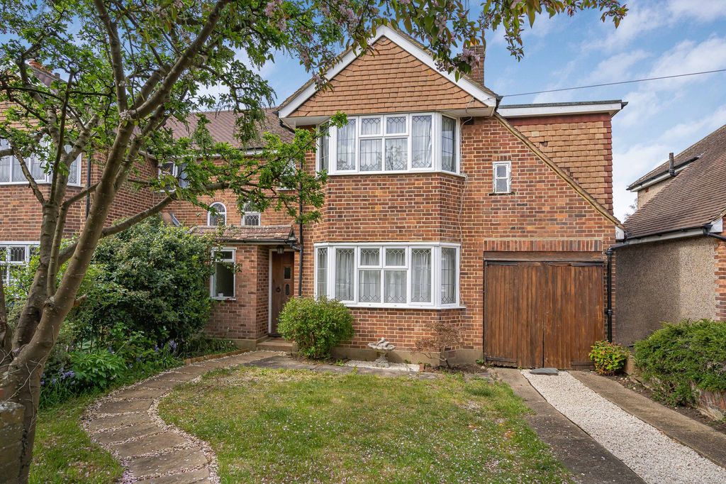 Property photo 1 of 12