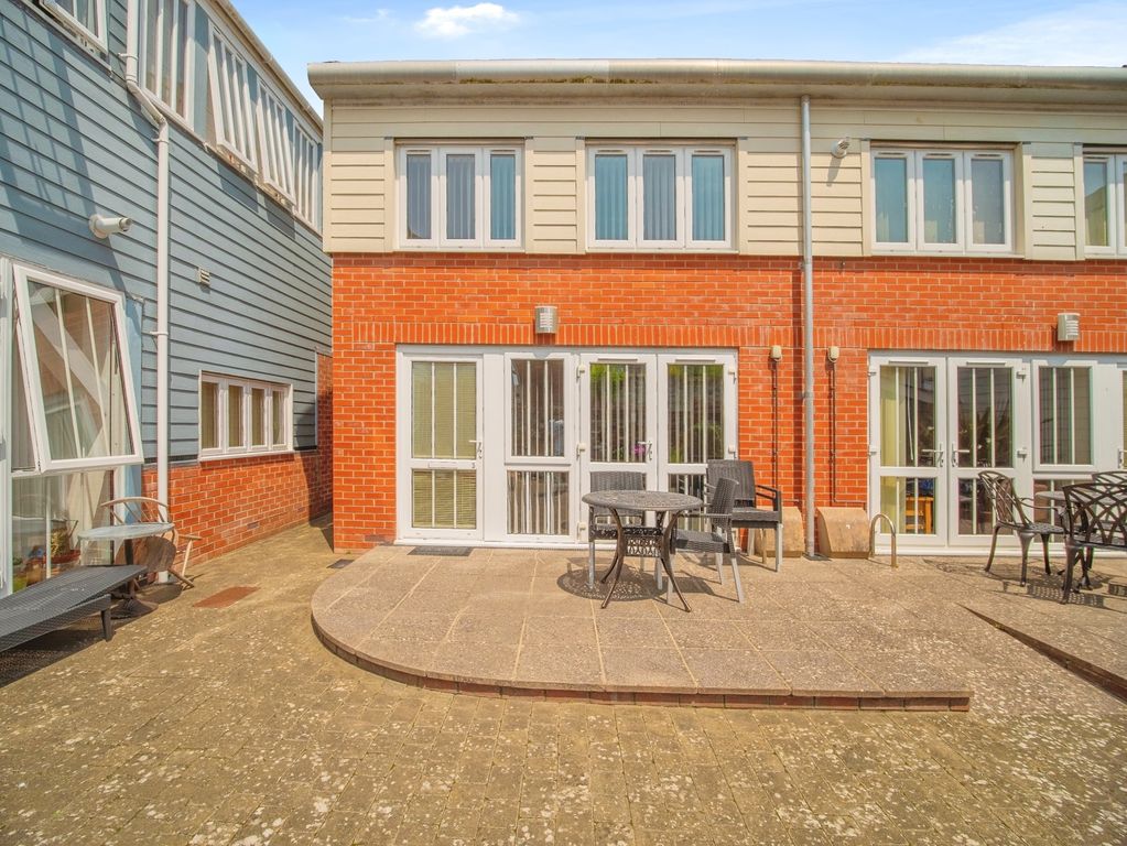 Property photo 1 of 17 Photo