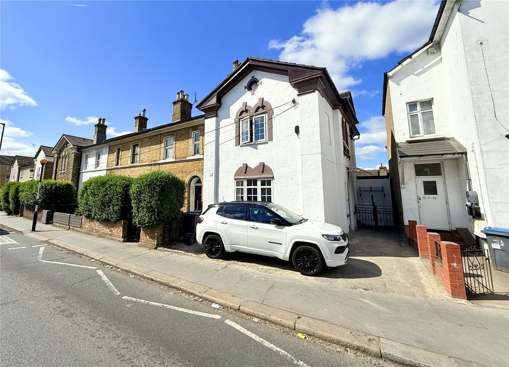 Property photo 1 of 10 Picture No. 18