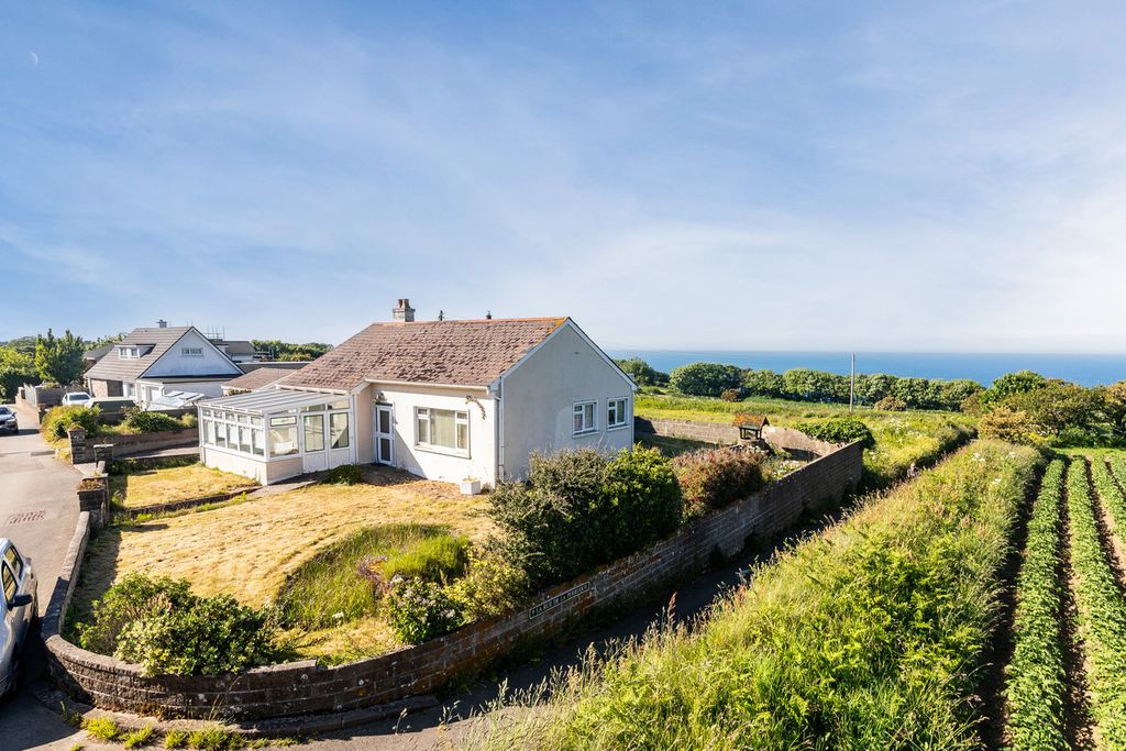 Property photo 1 of 24