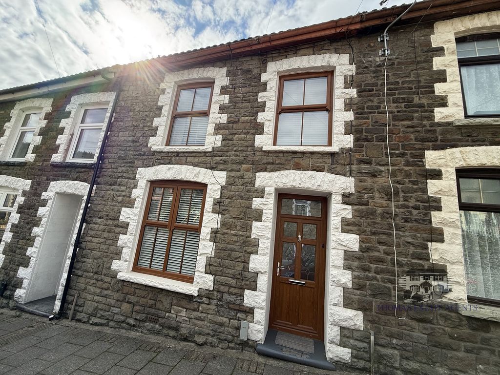 Property photo 1 of 18 Main Image