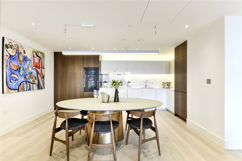 Property photo 2 of 13 Picture No. 07