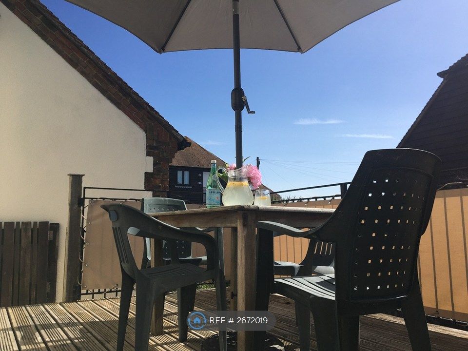 Property photo 1 of 14 Balcony