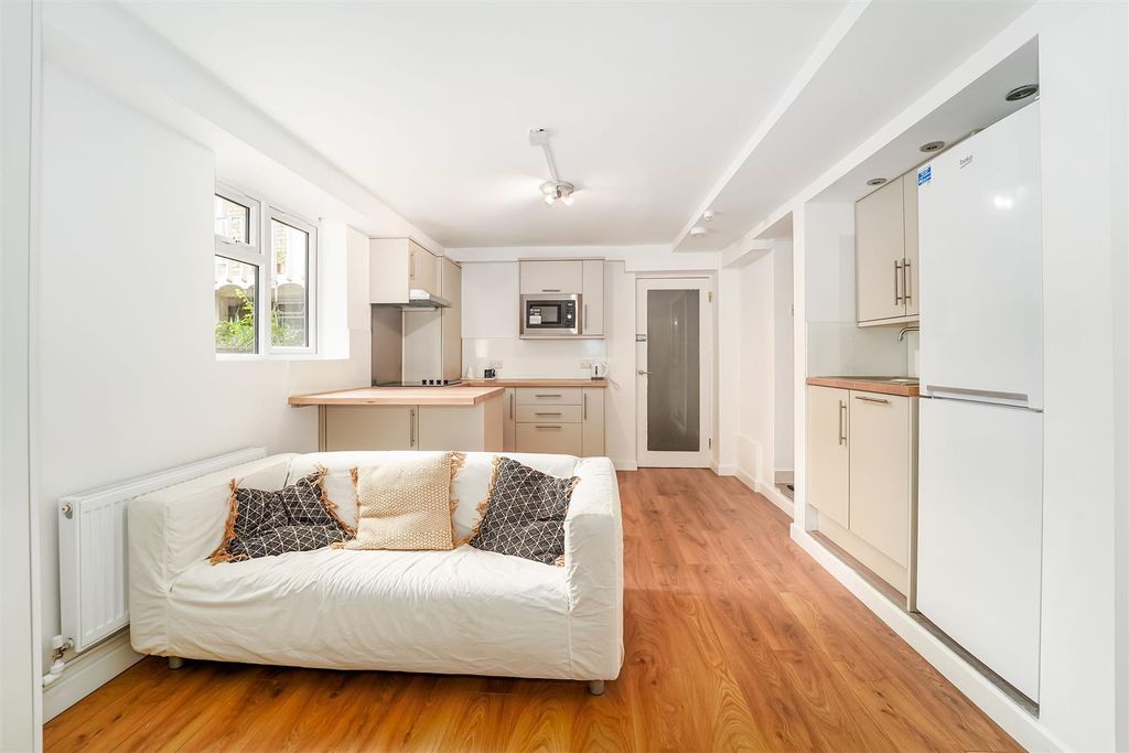 Property photo 1 of 10 Helliwell &amp; Co.
