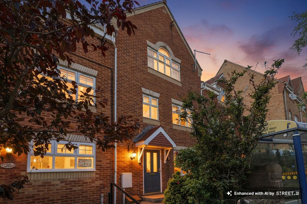 Property photo 1 of 25