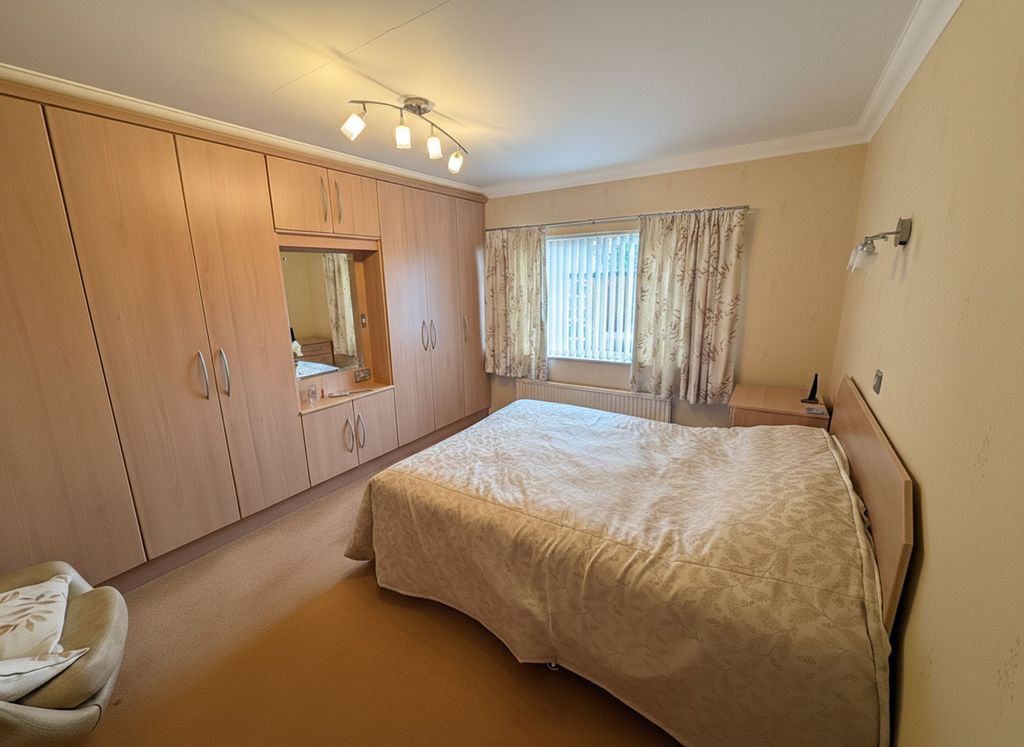 Property photo 3 of 25