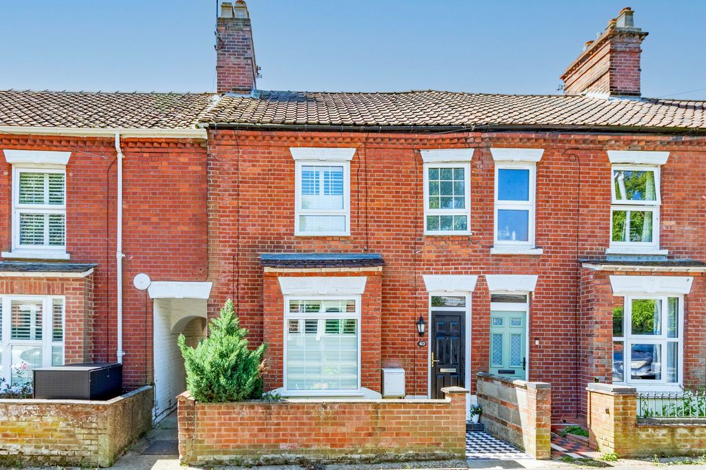 Property photo 1 of 22
