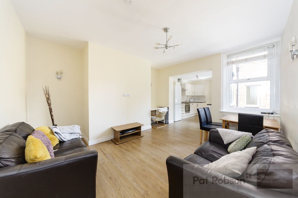 Property photo 1 of 9 18 Myrtle Grove571.J