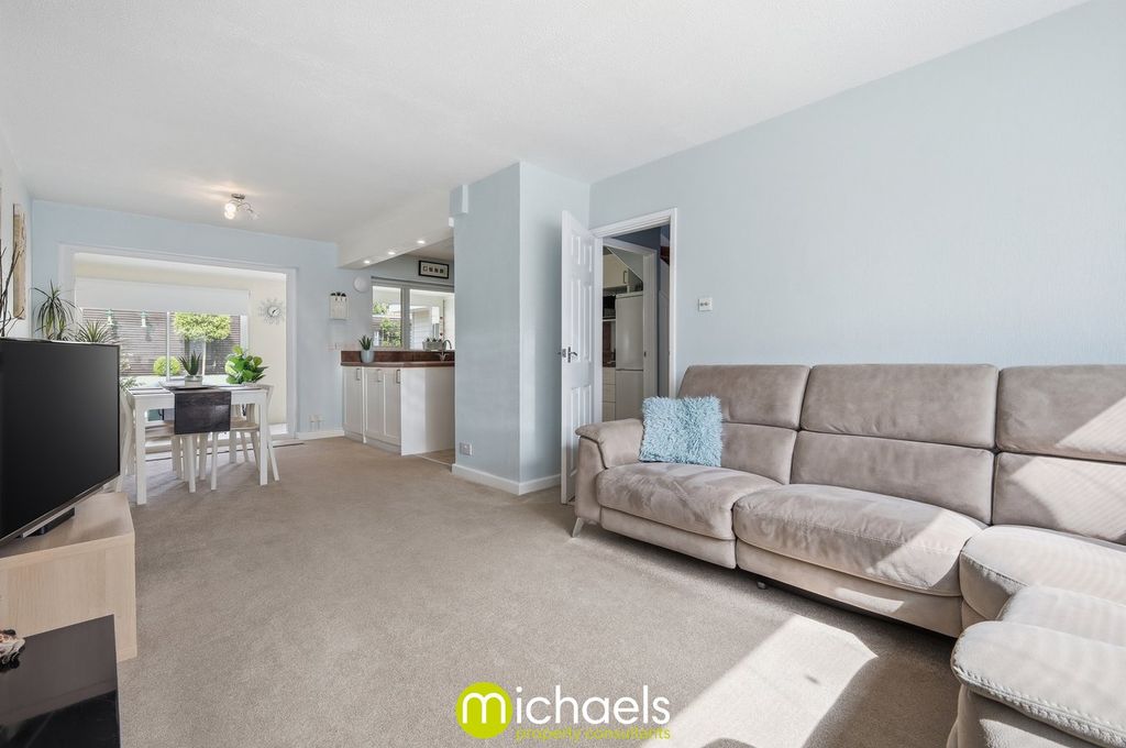 Property photo 2 of 29