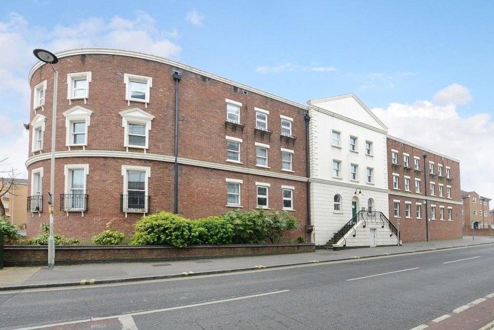 Property photo 1 of 9